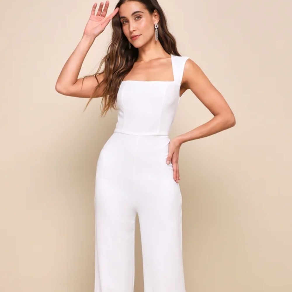 Chic Bodycon Sleek White Fitted Sleeveless Jumpsuit New w tags lulus